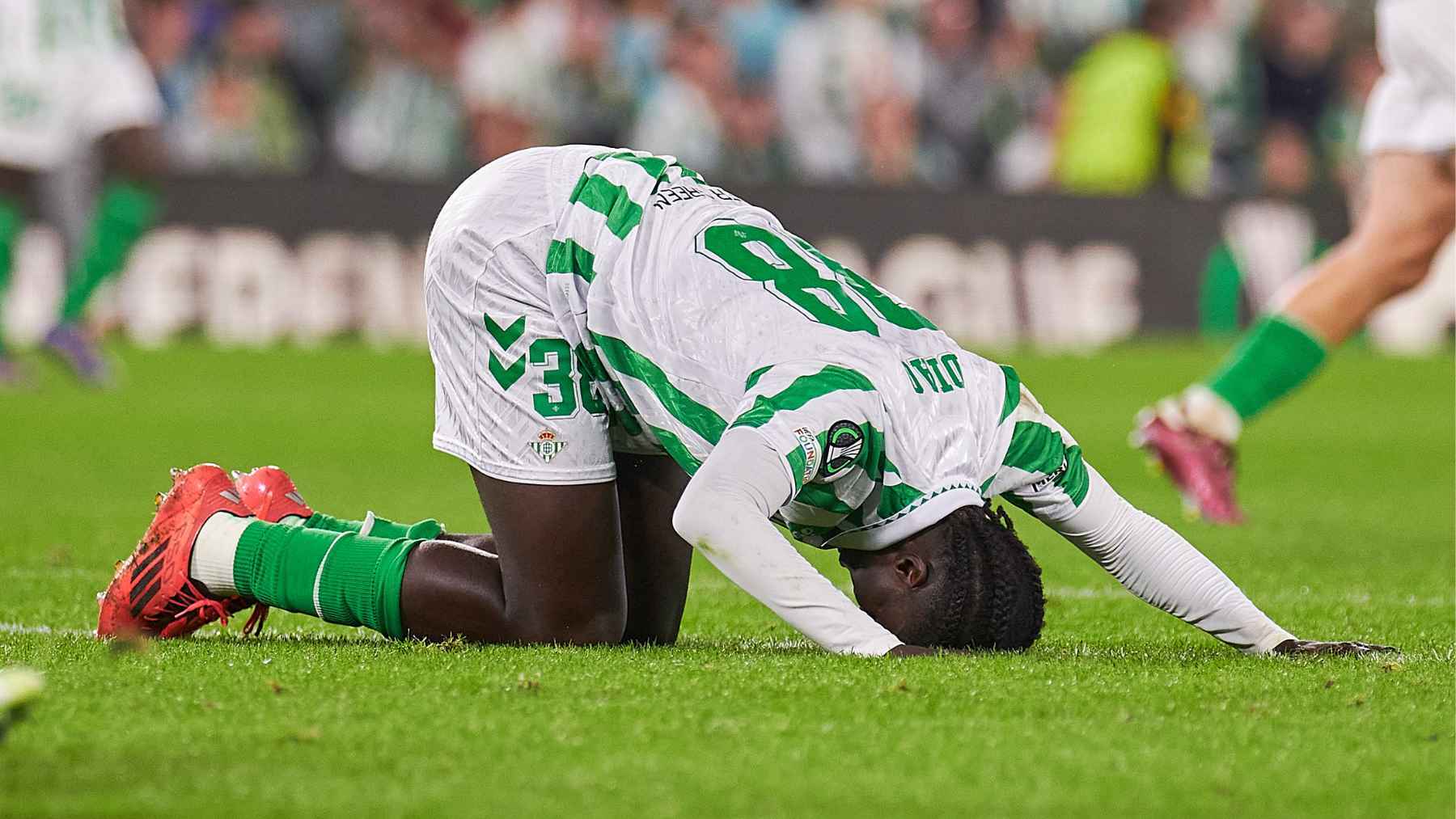 Assane Diao en el Real Betis - Celje | Salvador López Medina para El MIRA