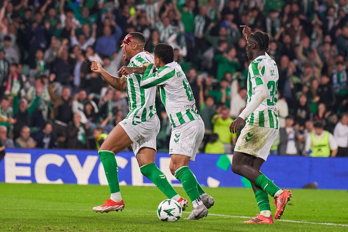 Natan celebra su gol en el Real Betis - Celje | Salvador López Medina para El MIRA