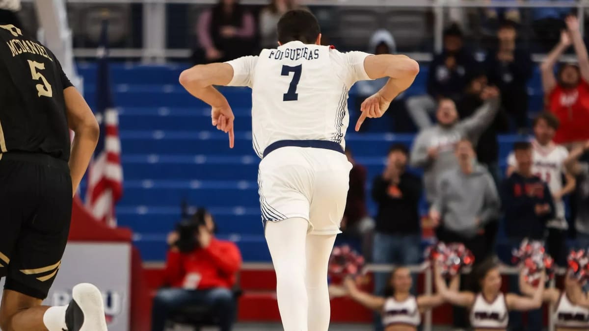 Álvaro Folgueiras, jugador de la Universidad Robert Morris