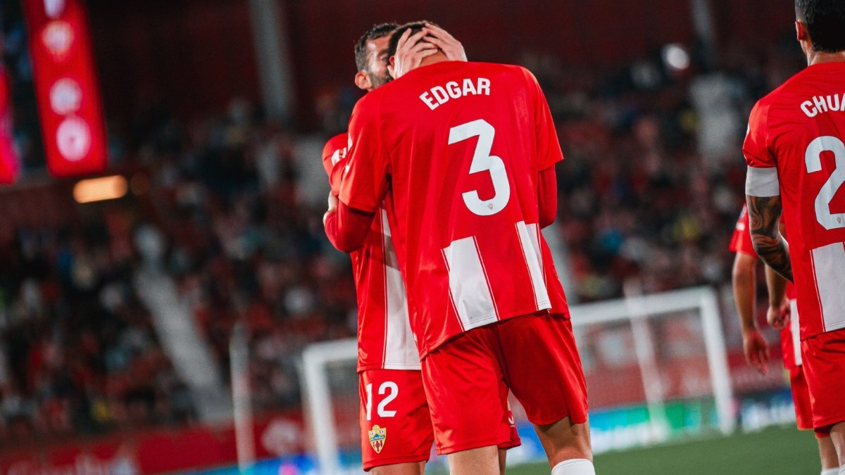 Edgar González celebra su gol anotado en el UD Almería - Deportivo de La Coruña | UDA