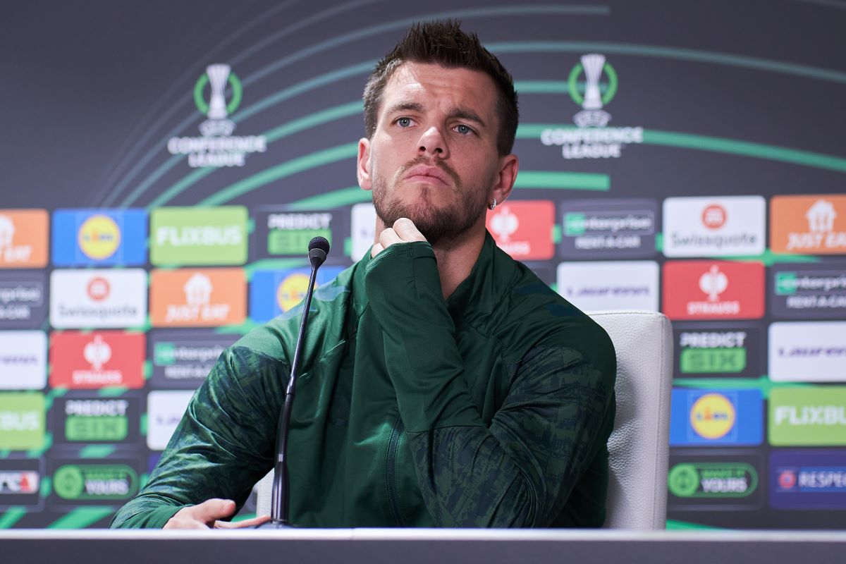 Gio Lo Celso en la ruda de prensa previa al Mladá Boleslav - Real Betis | Salvador López Medina para El MIRA