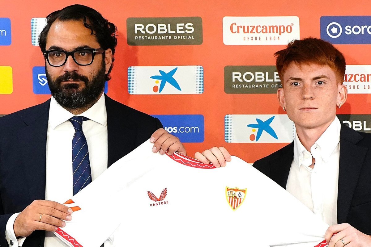 Valentín Barco en su presentación con el Sevilla FC | SFC