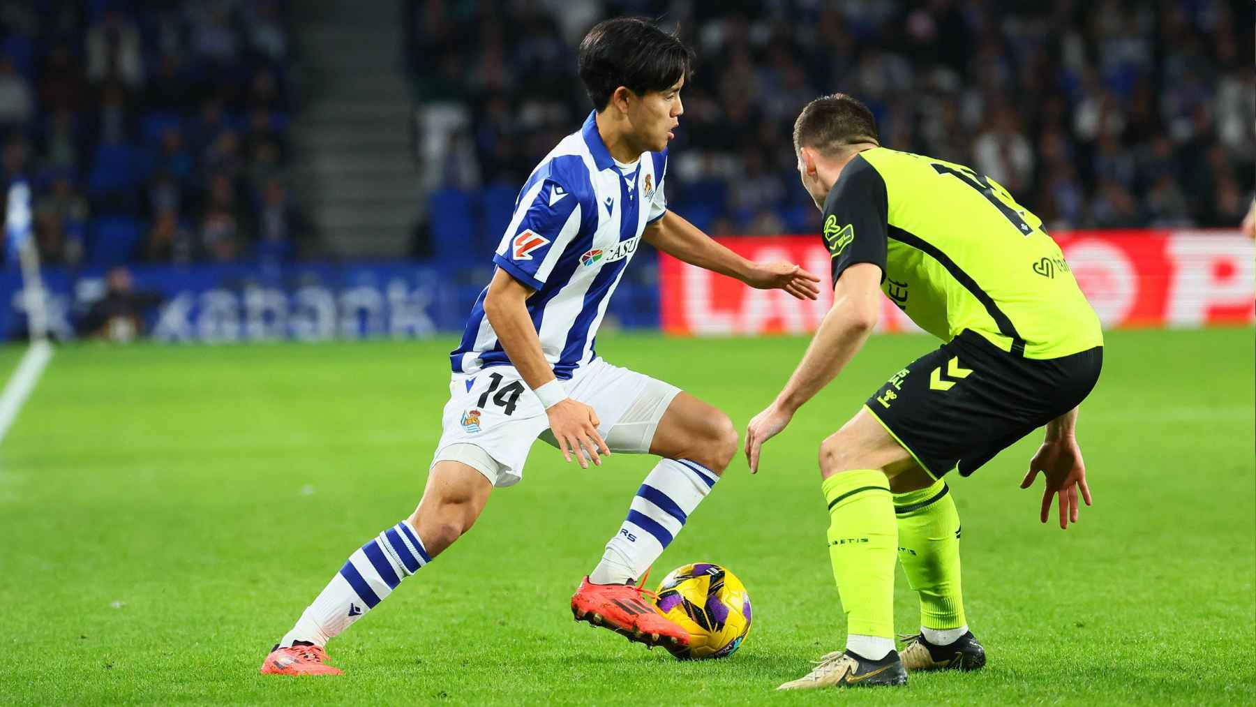 Kubo y Perraud en el Real Sociedad - Real Betis | @RealSociedad