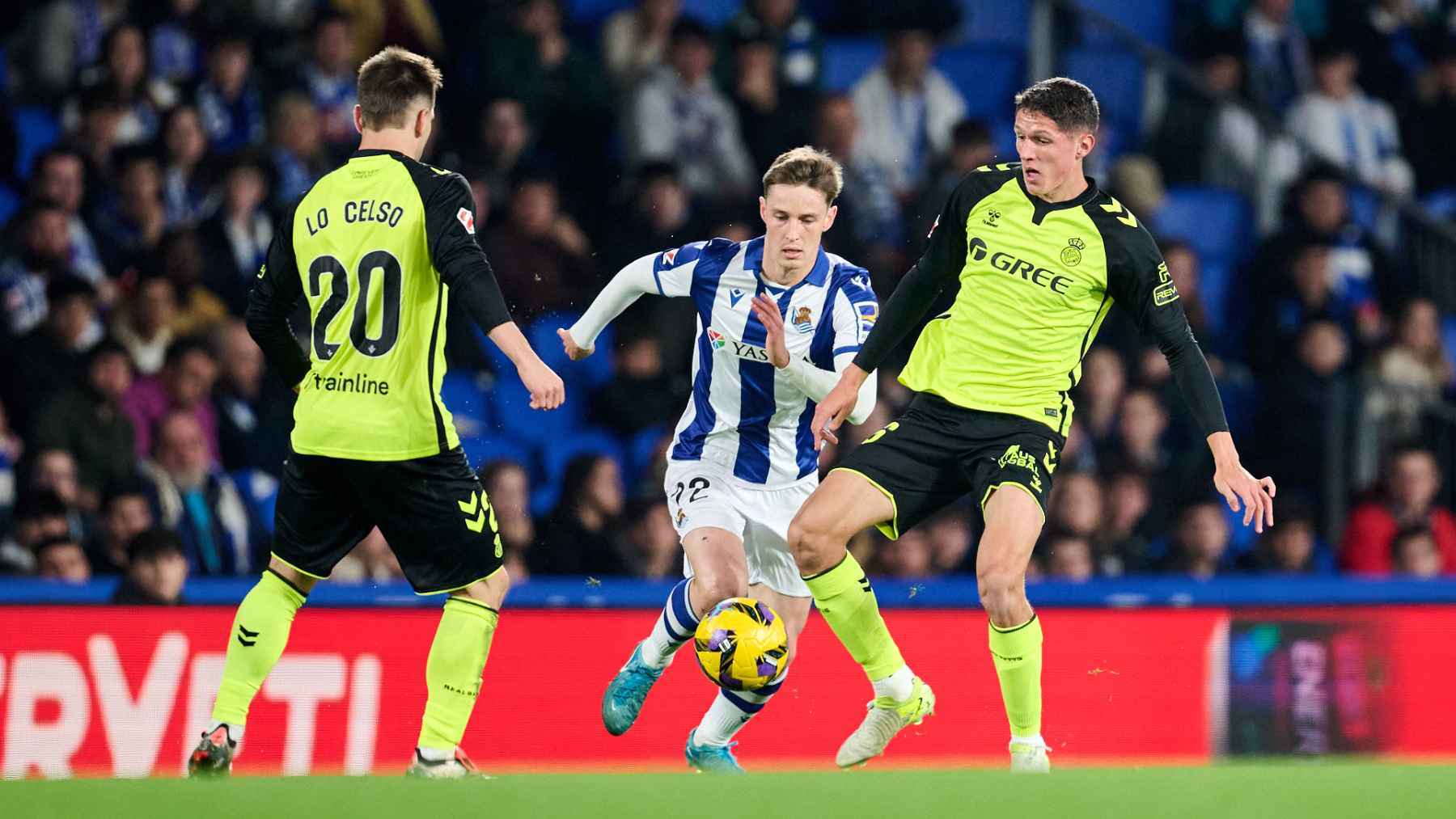 Lo Celso y Sergi Altimira en el Real Sociedad - Real Betis | @RealBetis