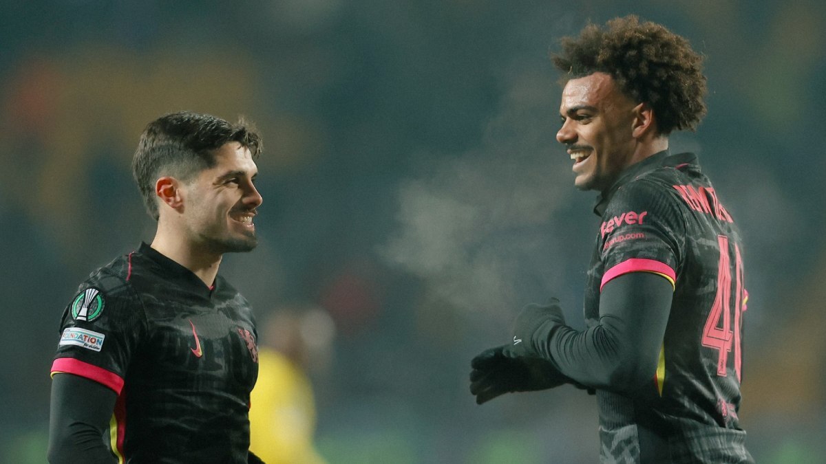 Pedro Neto y Renato Veiga en el Astana - Chelsea de Conference League | CFC