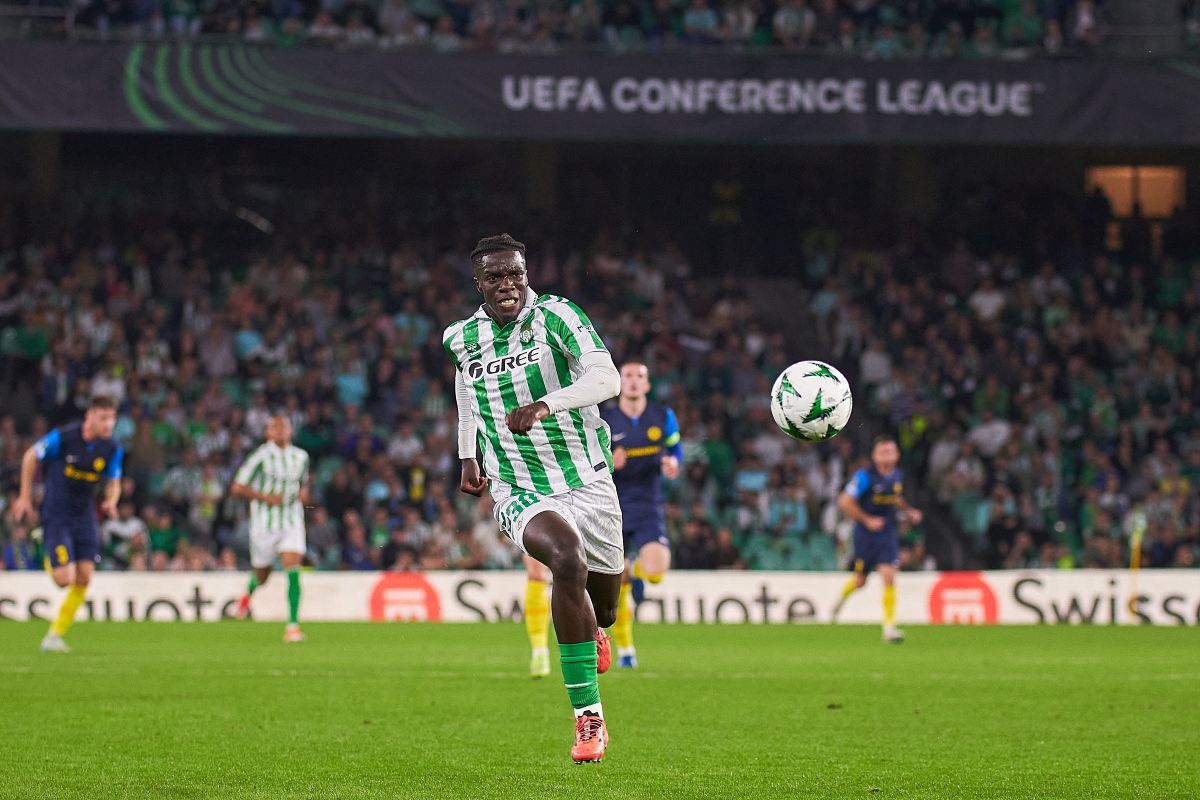 Assane Diao en el Real Betis - Celje | Salvador López Medina para El MIRA