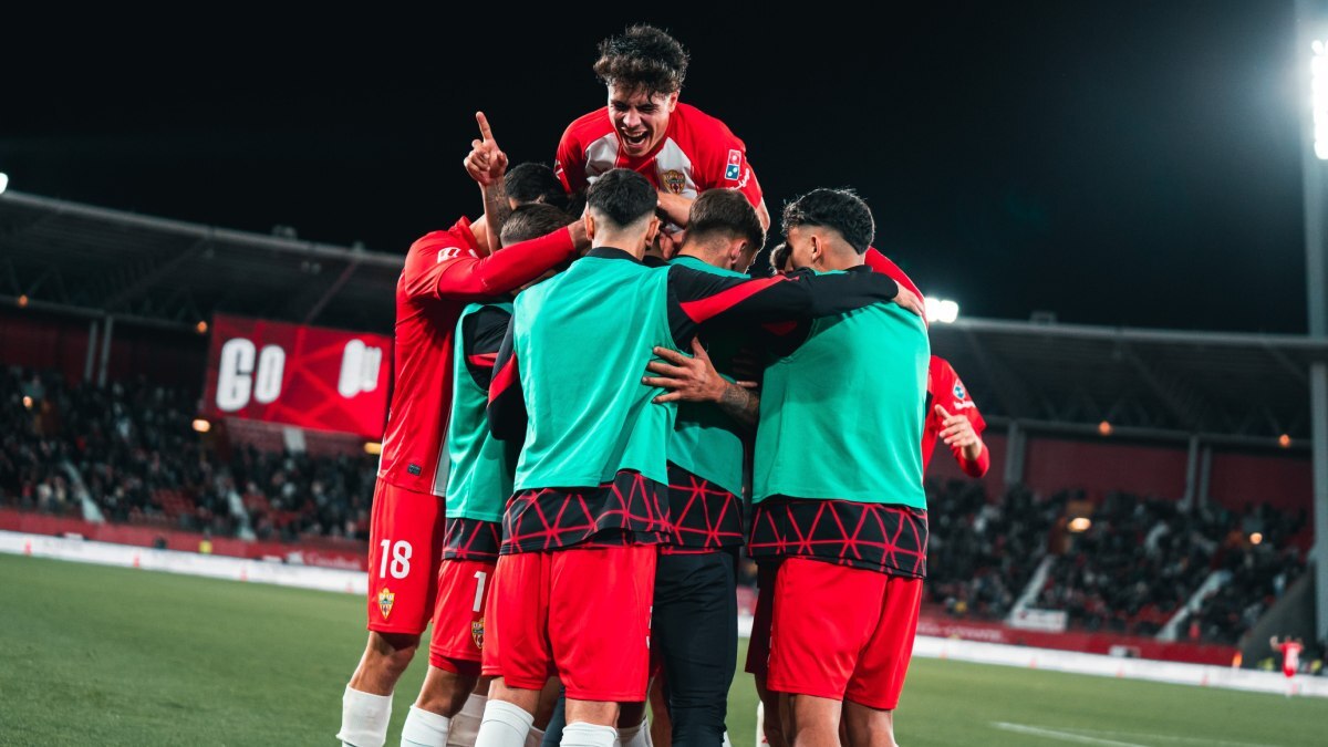 Los jugadores de la UD Almería celebran un gol anotado ante el Cádiz CF | UDA
