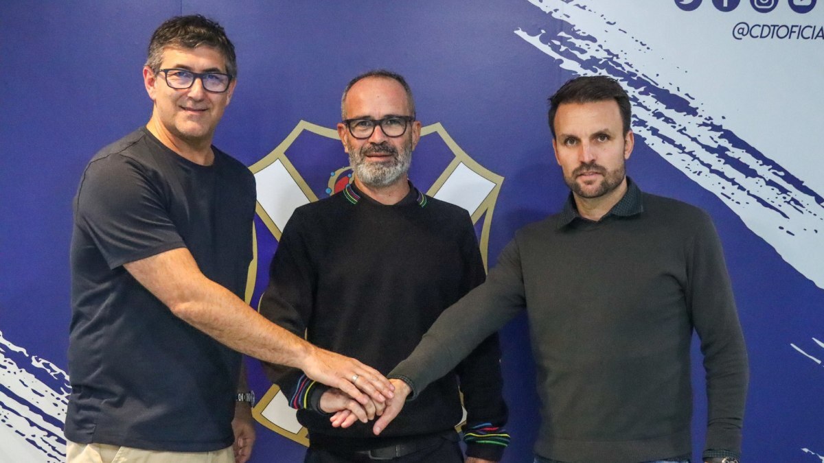 Álvaro Cervera, presentado como nuevo entrenador del CD Tenerife | CDT