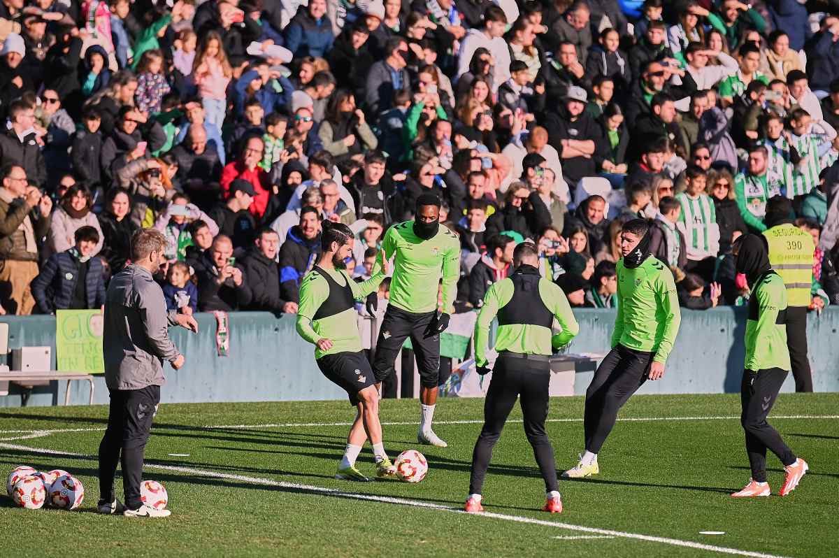 Entrenamiento del Real Betis a puertas abiertas | Salvador López Medina para El MIRA