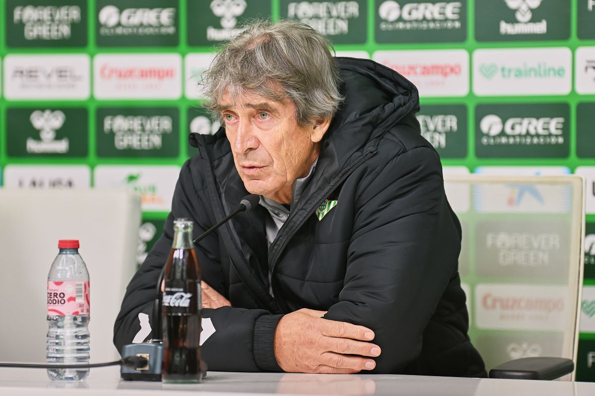 Manuel Pellegrini en la rueda de prensa previa al Real Valladolid - Real Betis | Salvador López Medina para El MIRA