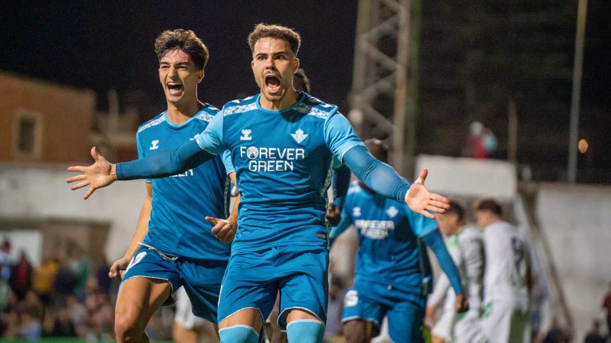 Marcos Fernández en el Atlético Sanluqueño - Betis Deportivo | @RealBetis