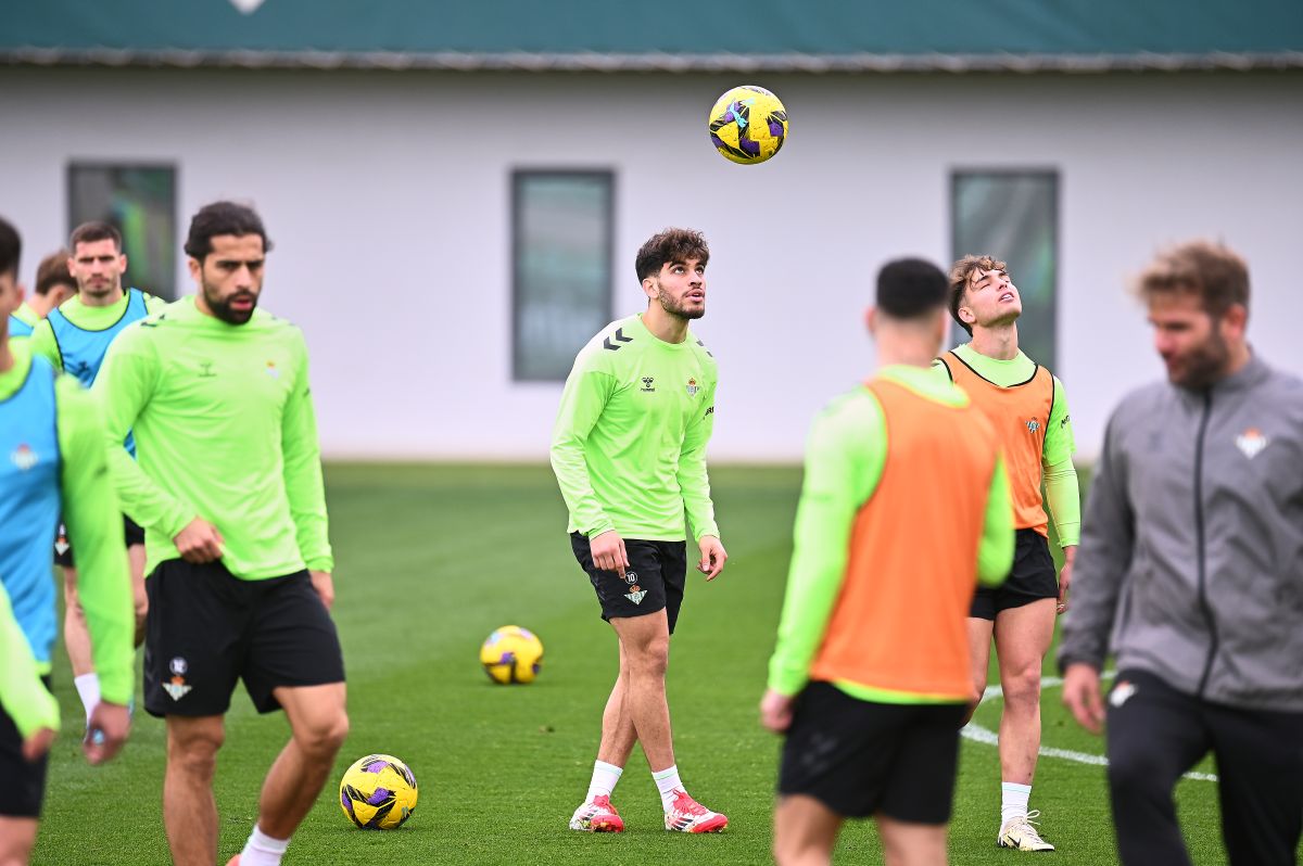 Entrenamiento del Real Betis | Salvador López Medina para El MIRA