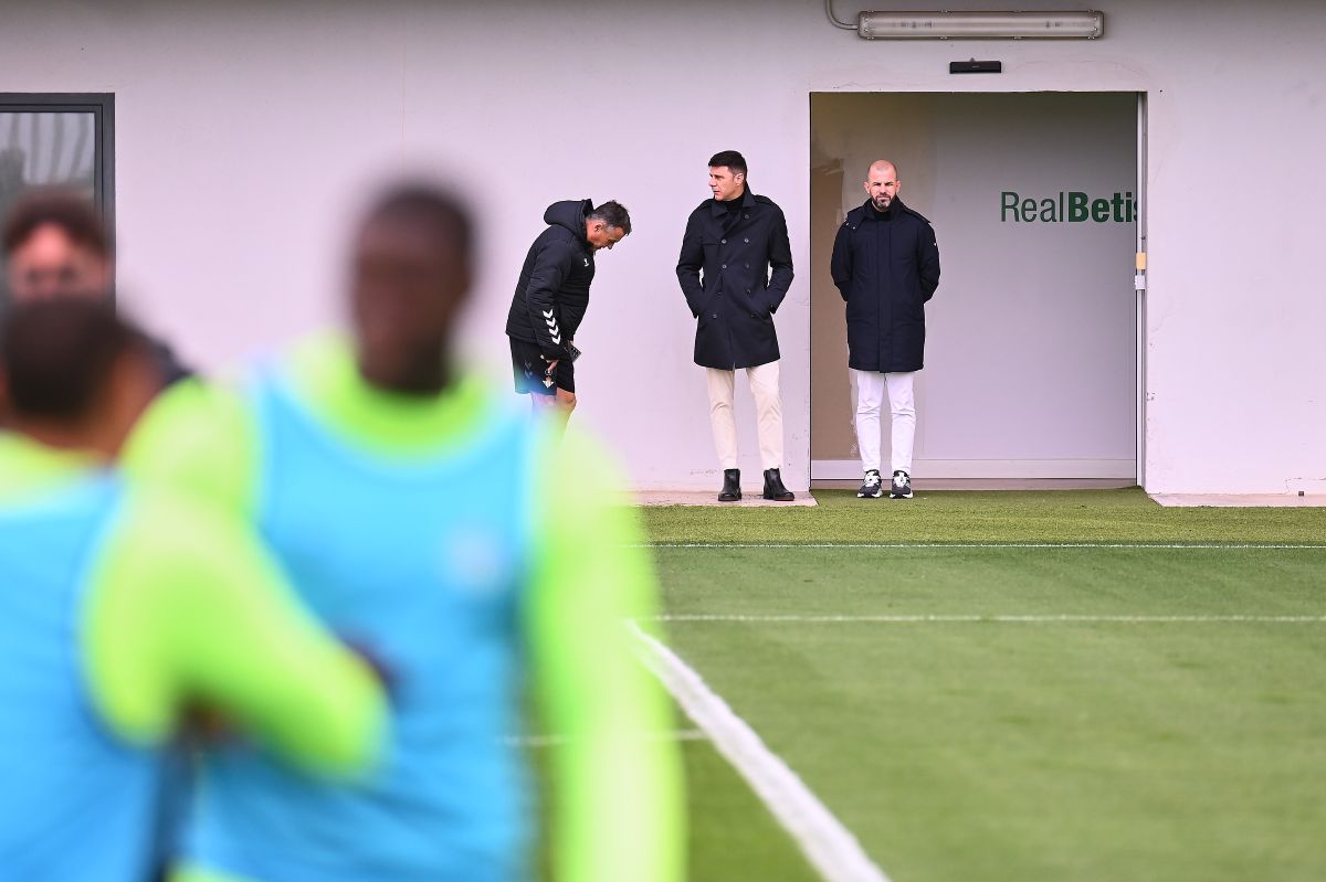Joaquín y Manu Fajardo en el entrenamiento del Real Betis | Salvador López Medina para El MIRA