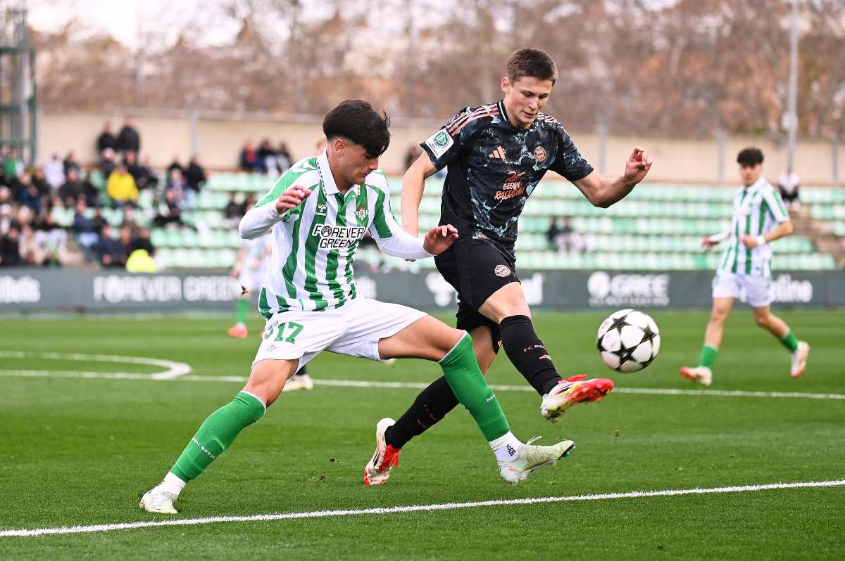 Morante en el Real Betis - Bayern Múnich en la Youth League | Salvador López Medina para El MIRA