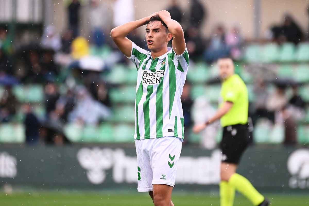 Miguel Ángel en el Real Betis - Bayern Múnich en la Youth League | Salvador López Medina para El MIRA