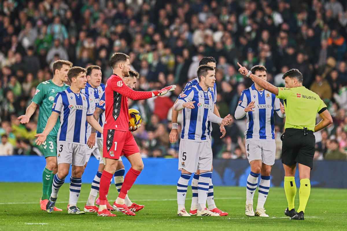 Expulsión de Zubeldia en el Real Betis - Real Sociedad | Salvador López Medina para El MIRA
