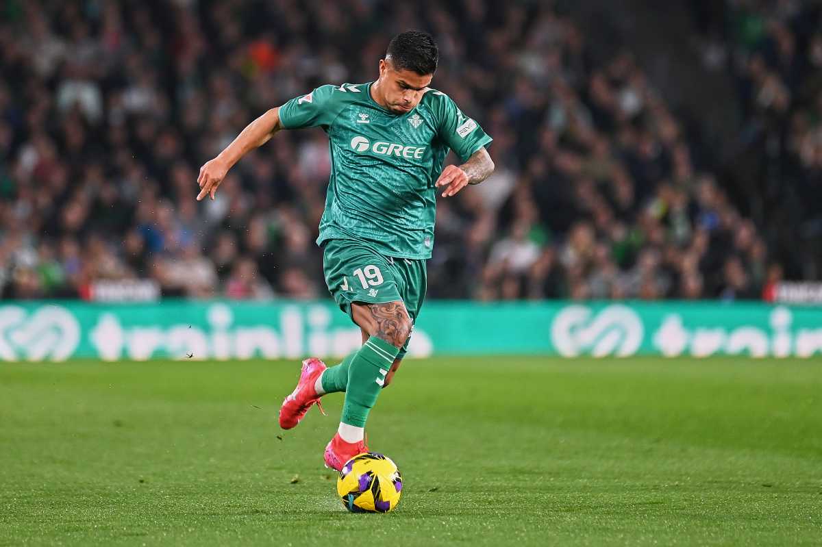 Cucho Hernández en el Real Betis - Real Sociedad | Salvador López Medina para El MIRA