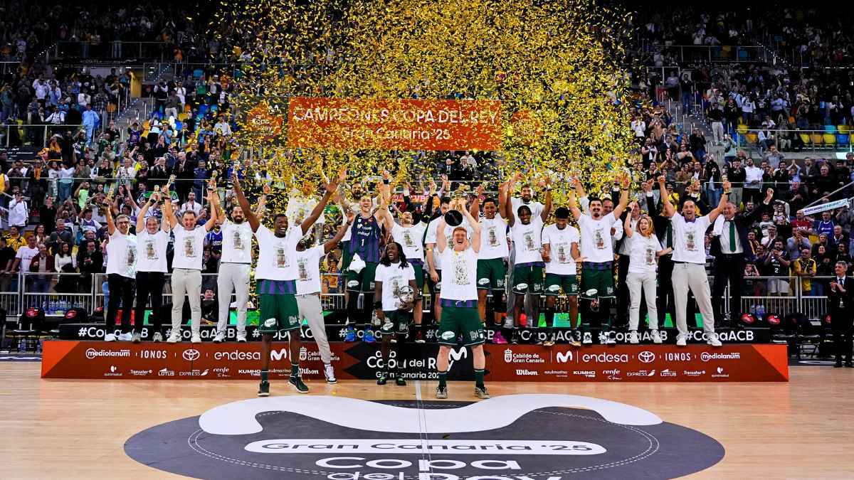 Málaga se rindió en plena madrugada al Unicaja Baloncesto campeón de Copa del Rey