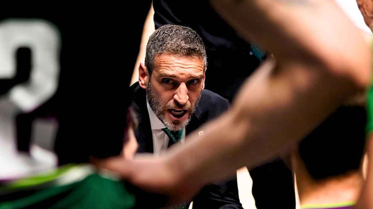 Ibon Navarro prepara al Unicaja Baloncesto para un "rival súper incómodo"