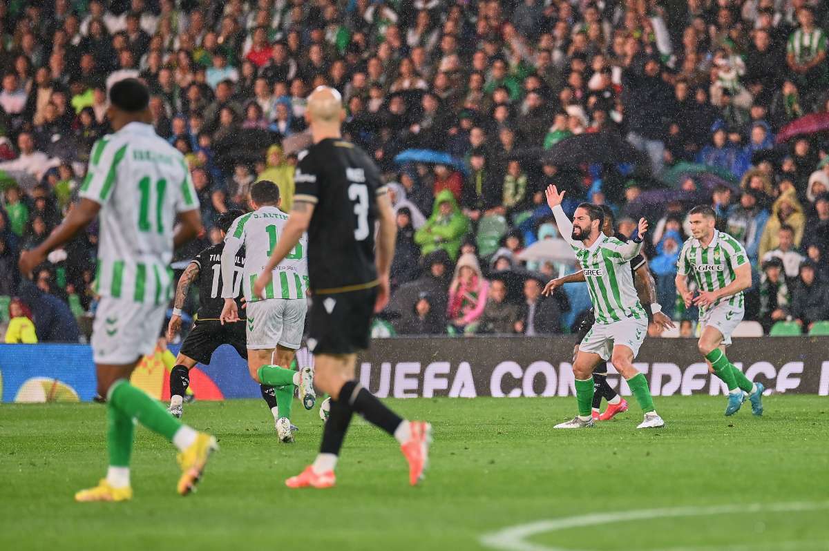 Real Betis - Vitoria Guimaraes | Salvador López Medina para El MIRA