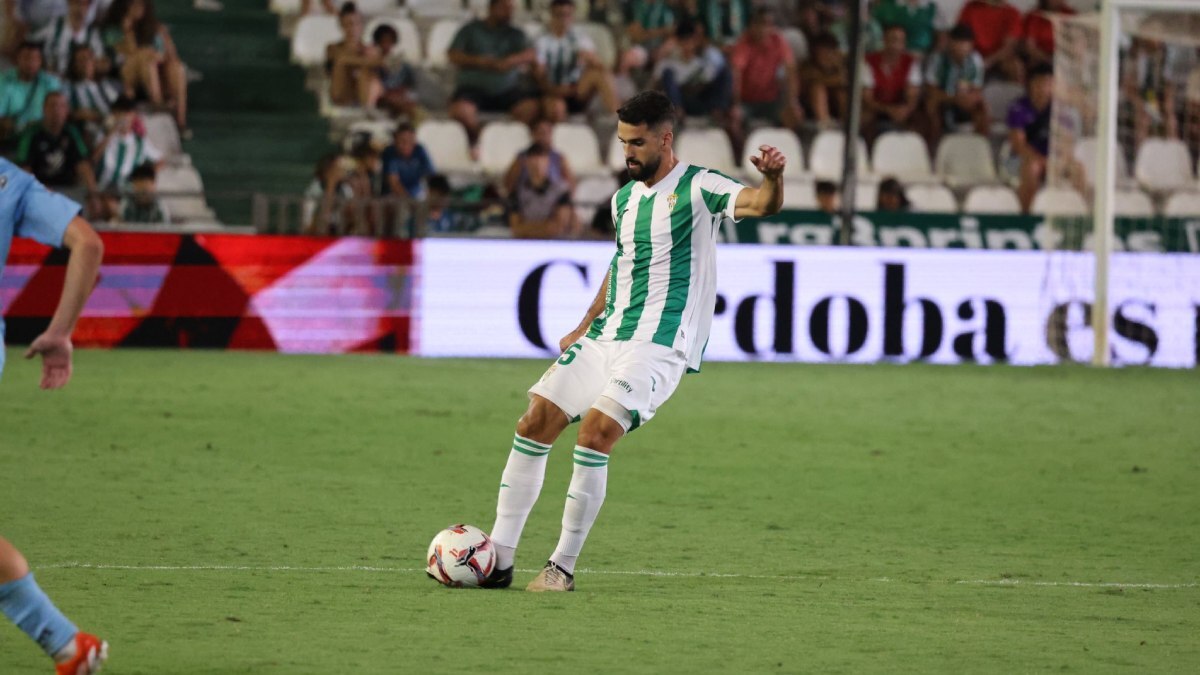 Xavi Sintes, titular en el Córdoba CF de Iván Ania | CCF