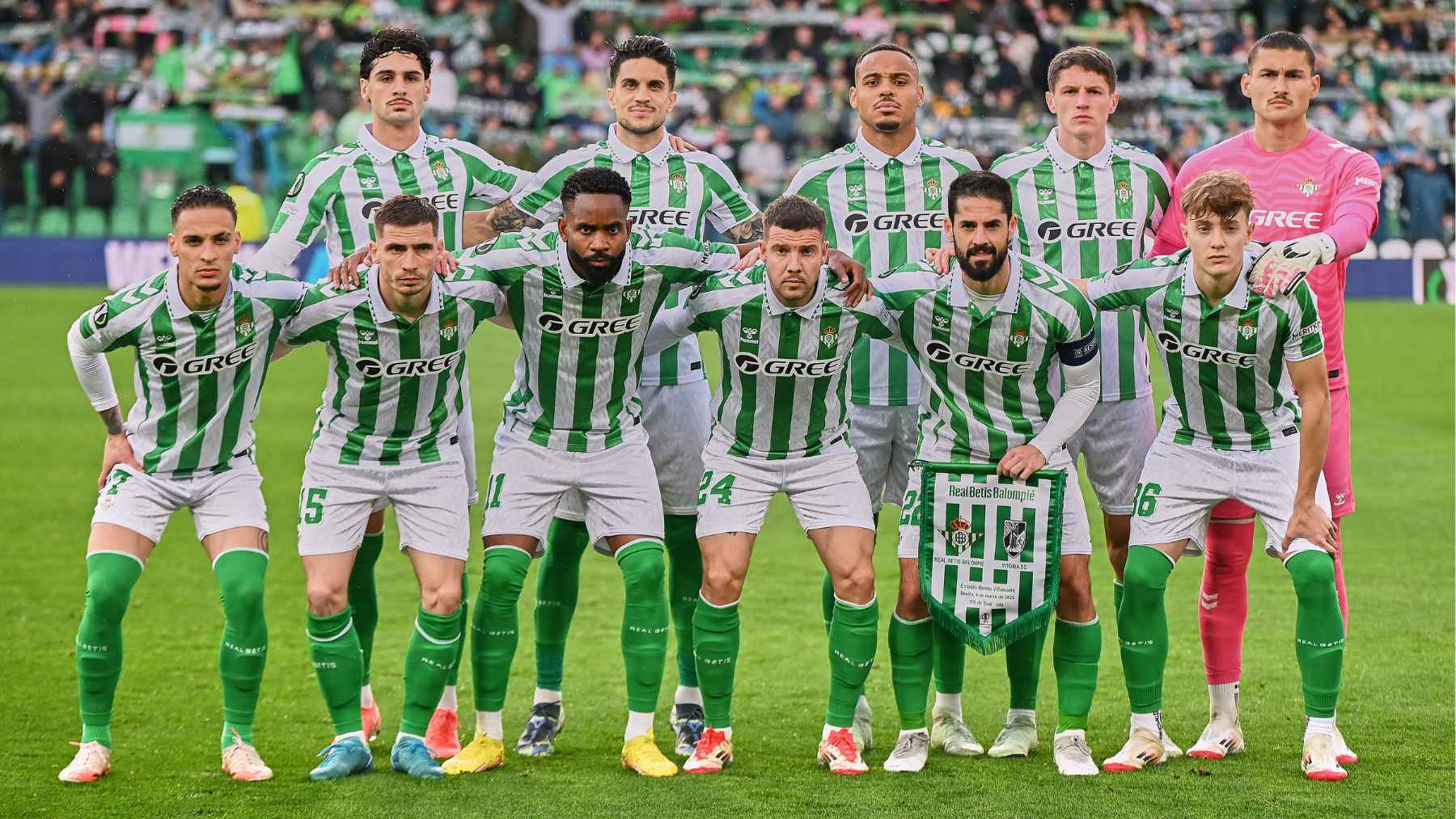 Alineación del Real Betis ante el Vitoria Guimaraes | Salvador López Medina para El MIRA