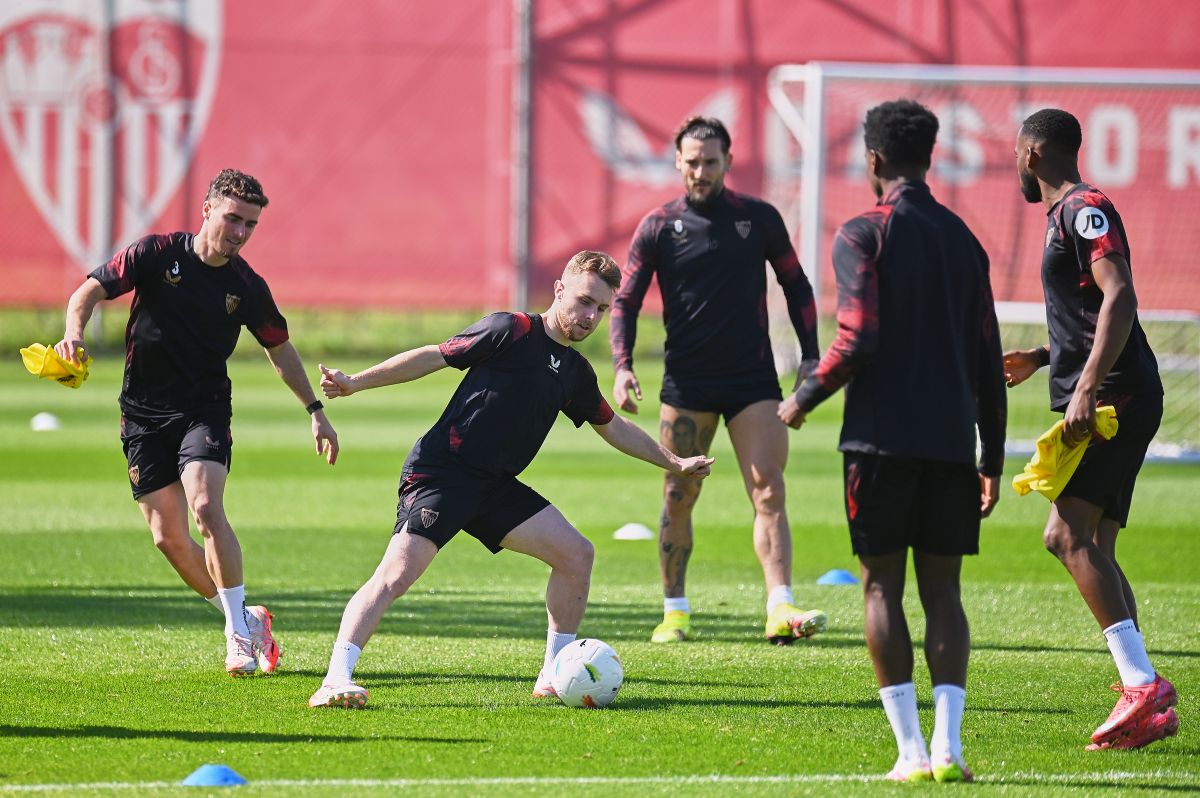 Entrenamiento del Sevilla FC | Salvador López Medina para El MIRA