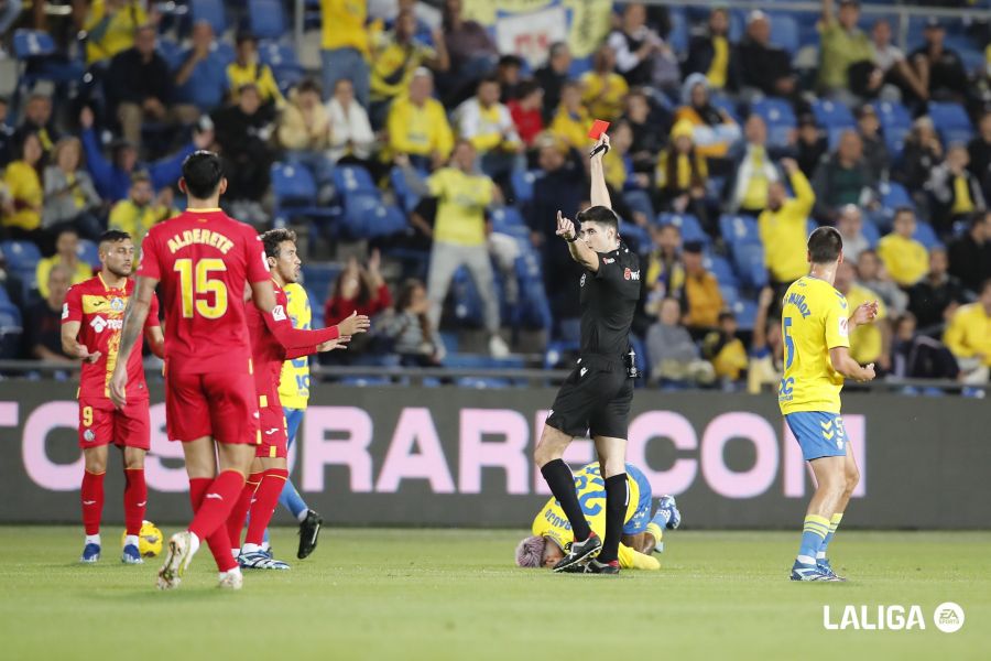 Mateo Busquets Ferrer durante un partido en Primera División | LaLiga