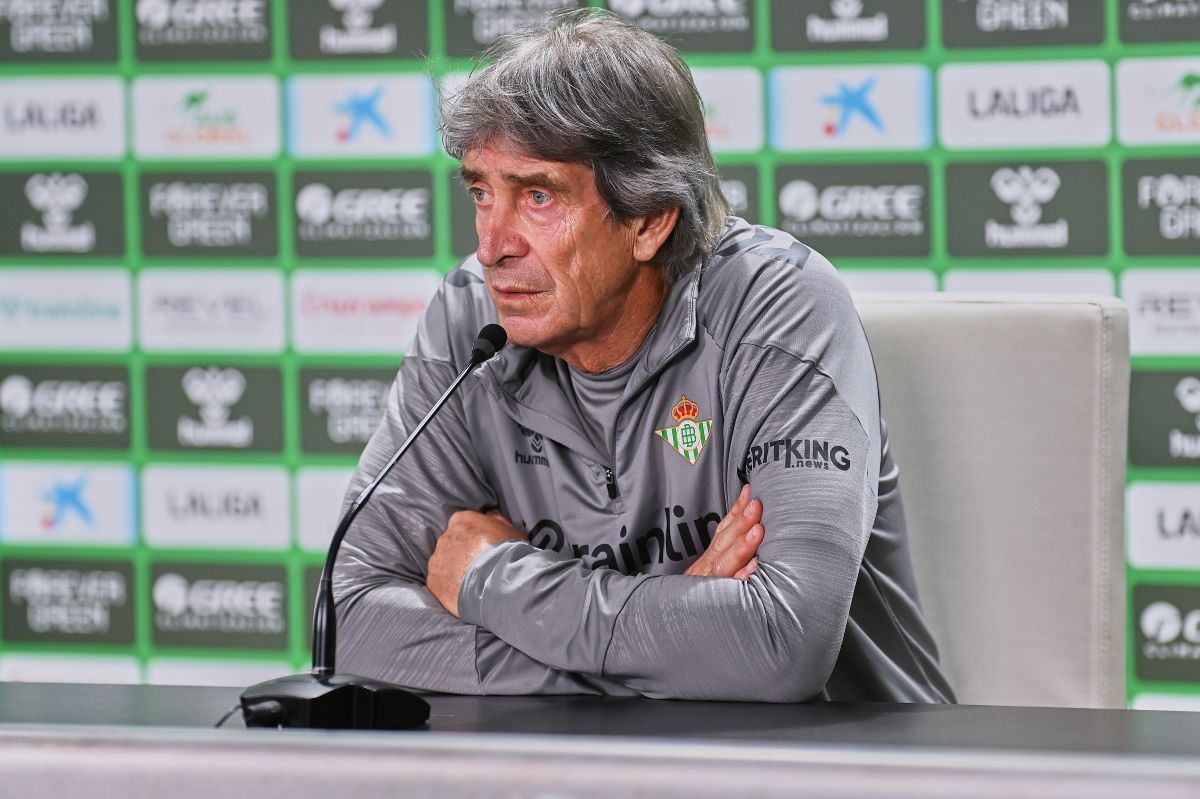 Manuel Pellegrini en la rueda de prensa previa a El Gran Derbi | Salvador López Medina para El MIRA