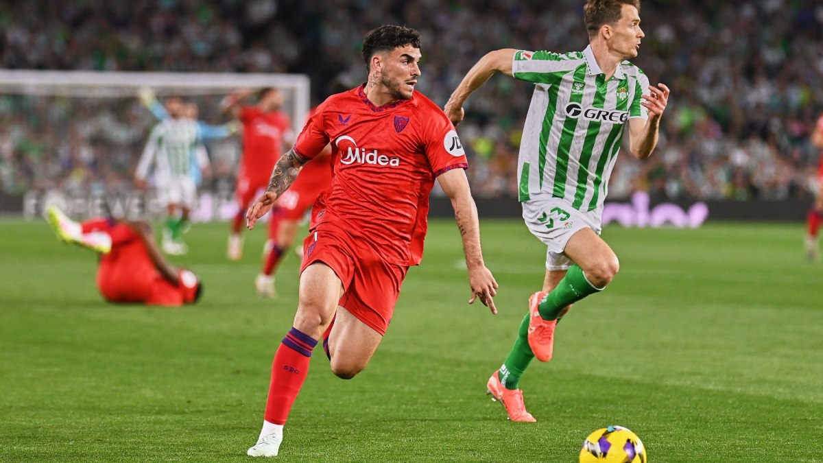 Isaac Romero en el Real Betis - Sevilla FC | Salvador López Medina para El MIRA