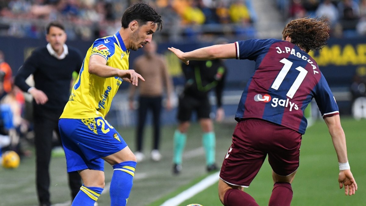 Iza Carcelén en el Cádiz CF - SD Eibar | CCF