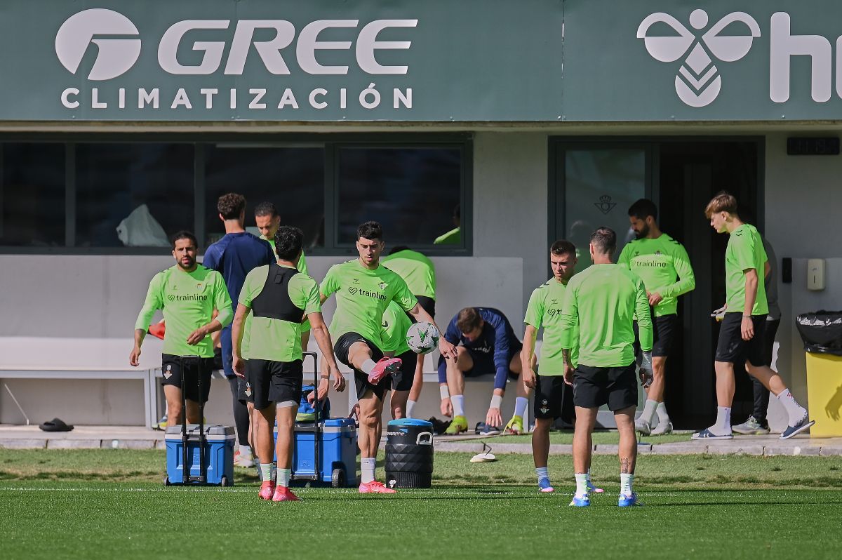 Entrenamiento del Real Betis previo al Jagiellonia | Salvador López Medina para El MIRA