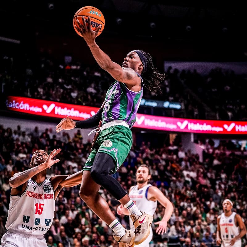 Unicaja Baloncesto 105-68 Reggiana