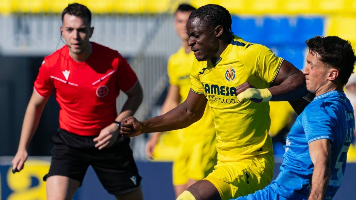 Etta Eyong durante el Villarreal CF B - Fuenlabrada | VCF