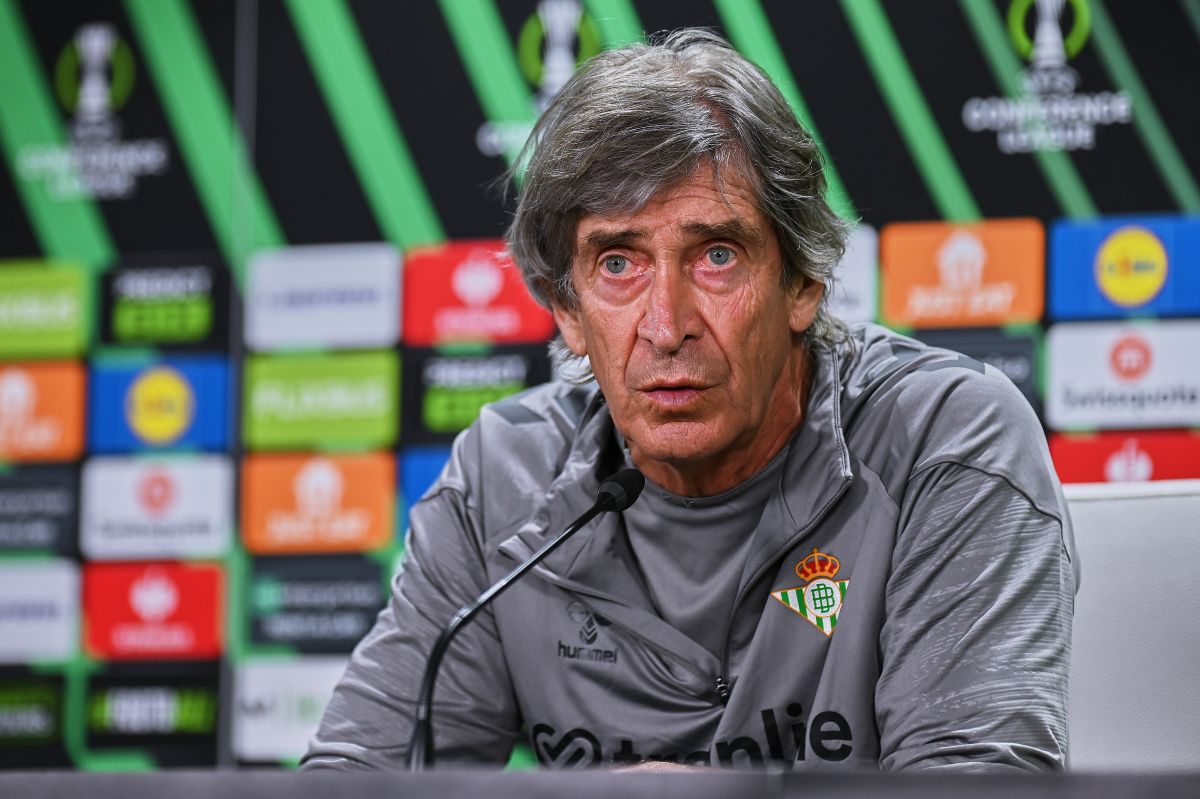 Manuel Pellegrini en la rueda de prensa previa al Jagiellonia - Real Betis | Salvador López Medina para El MIRA