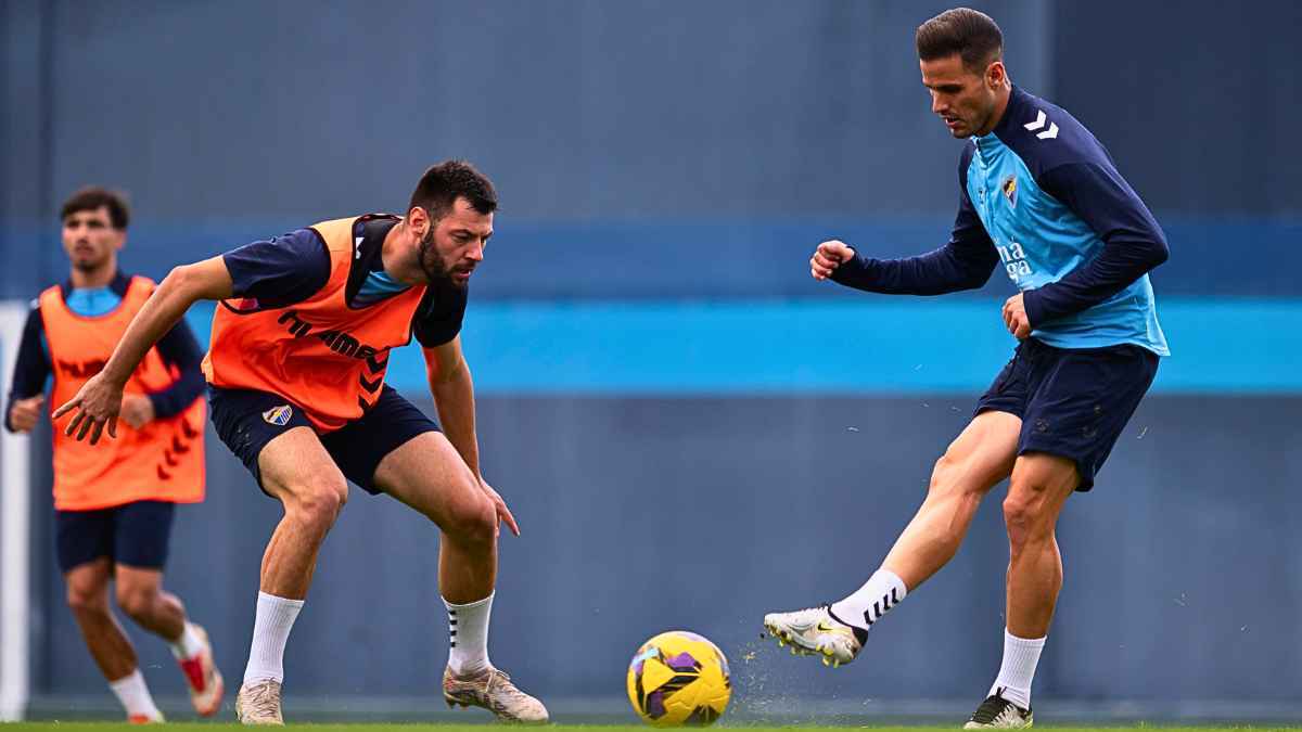 El Málaga CF podría recuperar a Luismi para recibir al Castellón