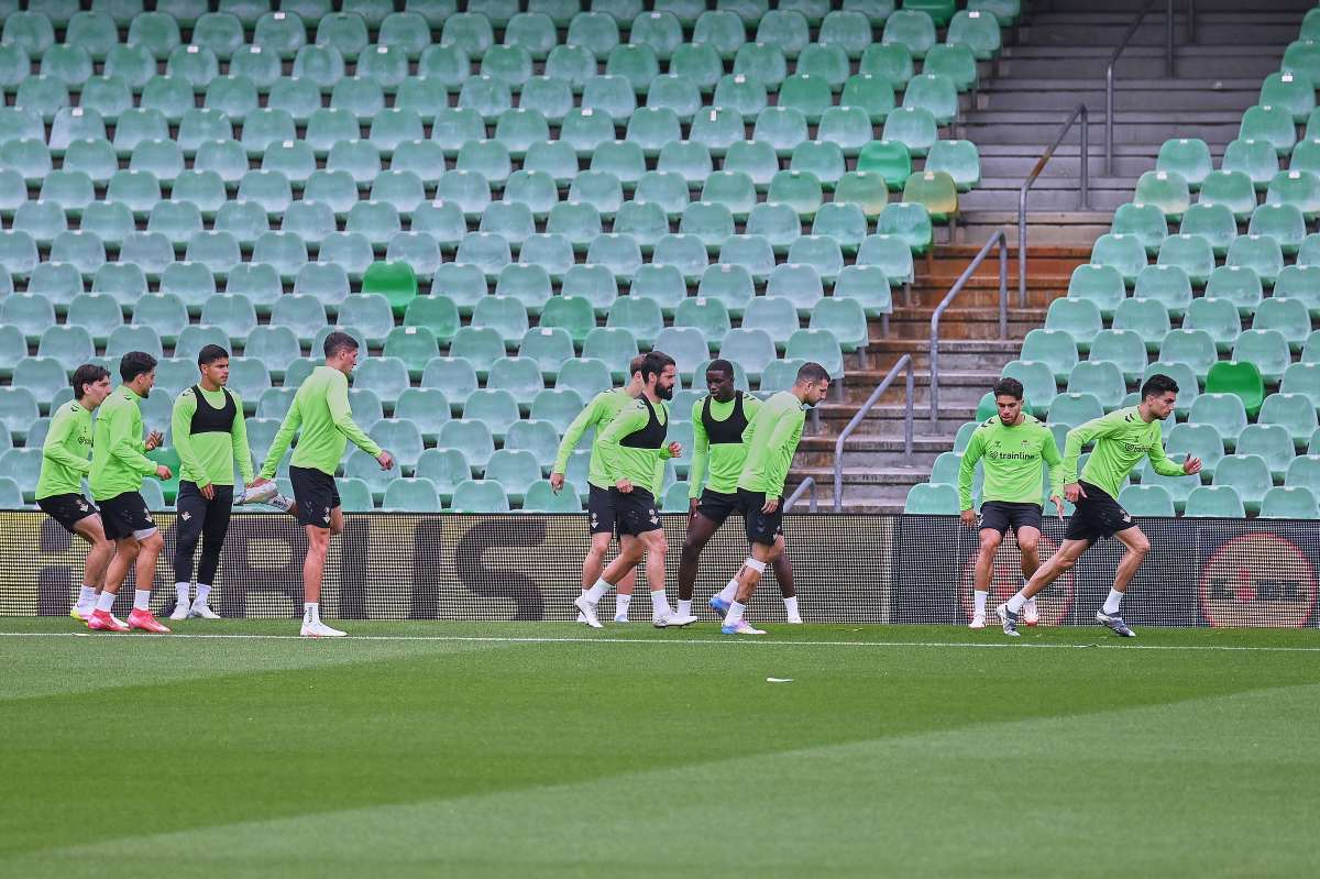 Entrenamiento del Real Betis previo a la Fiorentina | Salvador López Medina para El MIRA
