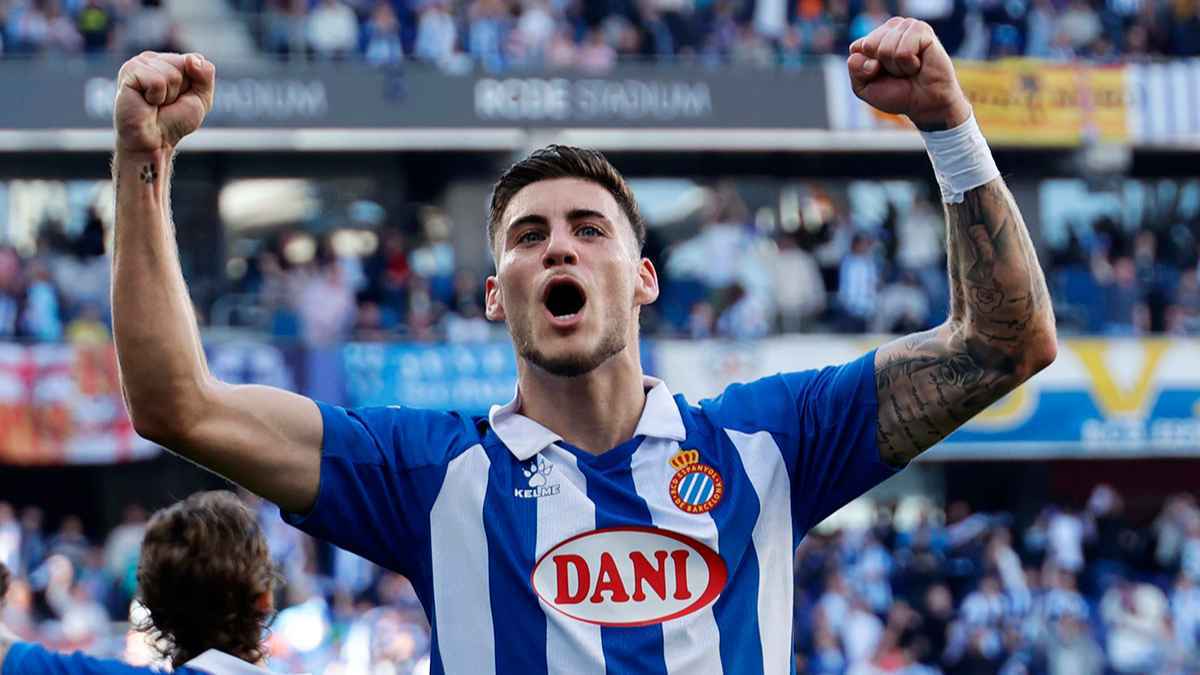 Roberto celebra su gol en el Espanyol - Real Betis | @RCDEspanyol