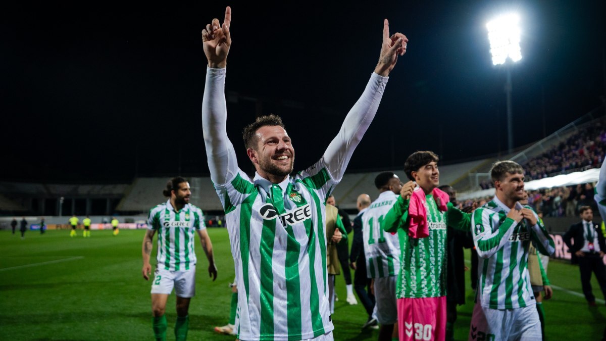 Aitor Ruibal tras el Fiorentina - Real Betis | RBB