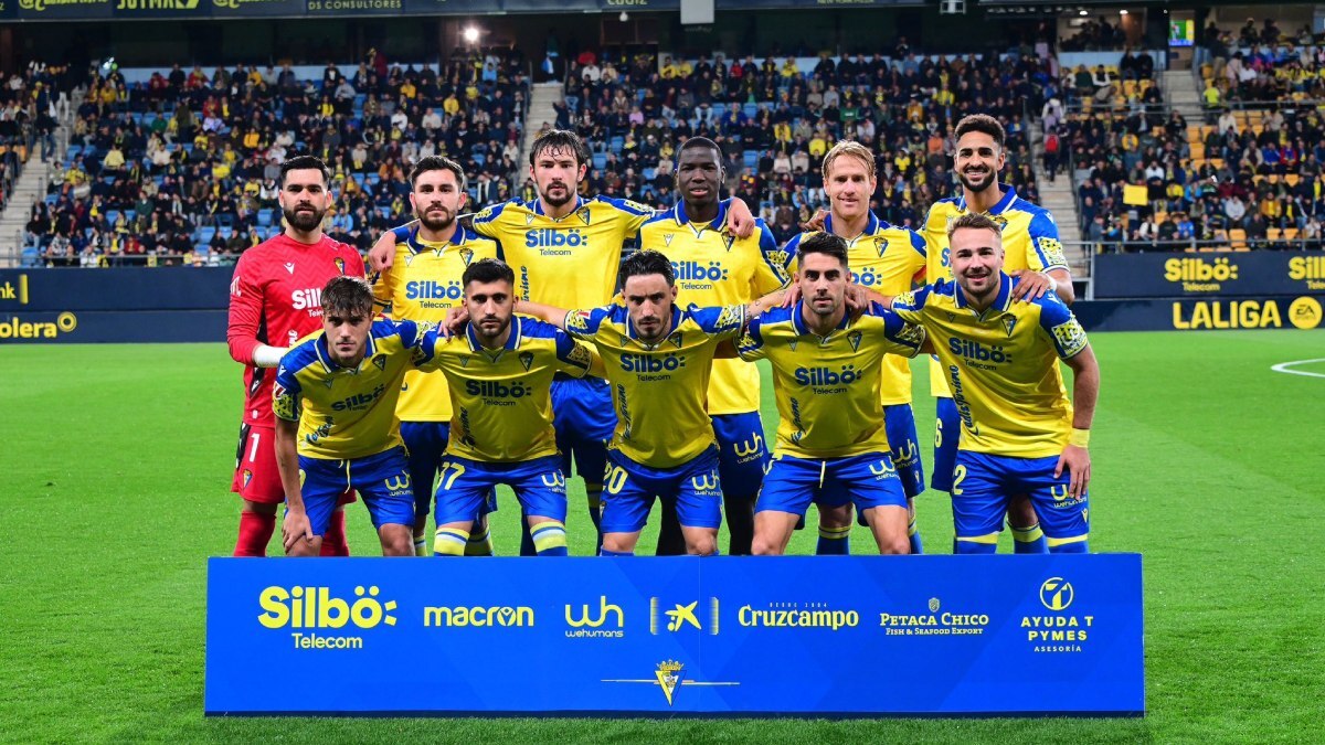 Once titular del Cádiz CF ante el CD Castellón | @DavidGil_1