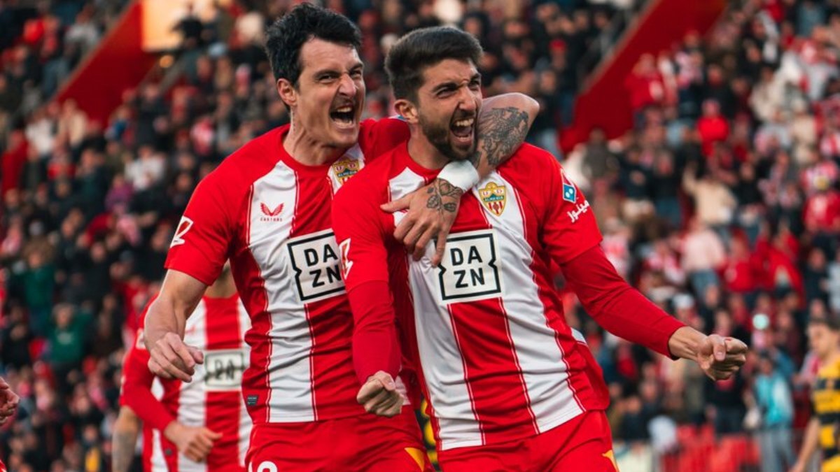 Edgar González celebra un gol con la UD Almería | UDA
