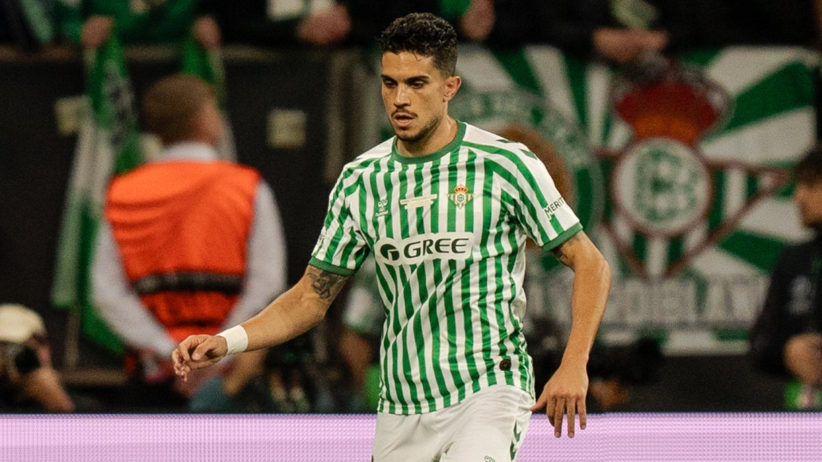 Marc Bartra en el Real Betis - Chelsea | RBB