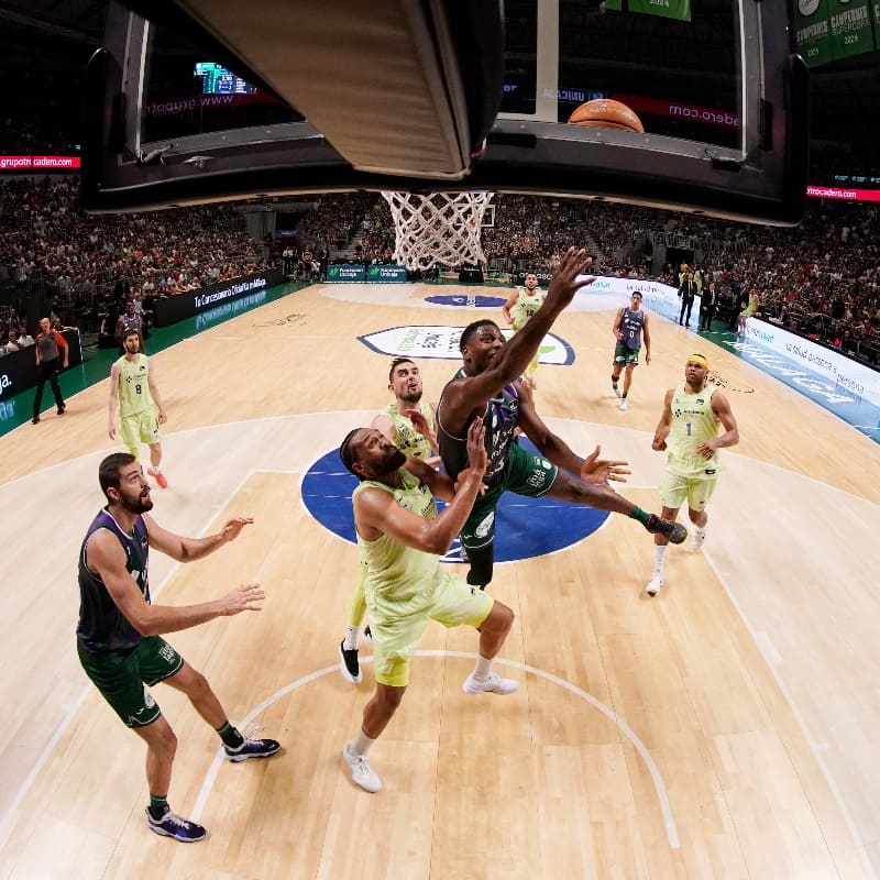 Unicaja Baloncesto - Barça Basket en el primer partido del Playoff de la Liga Endesa