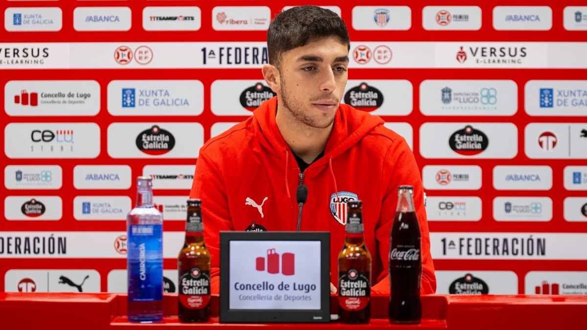 Álex Lizancos, joven lateral derecho del CD Lugo | CDL