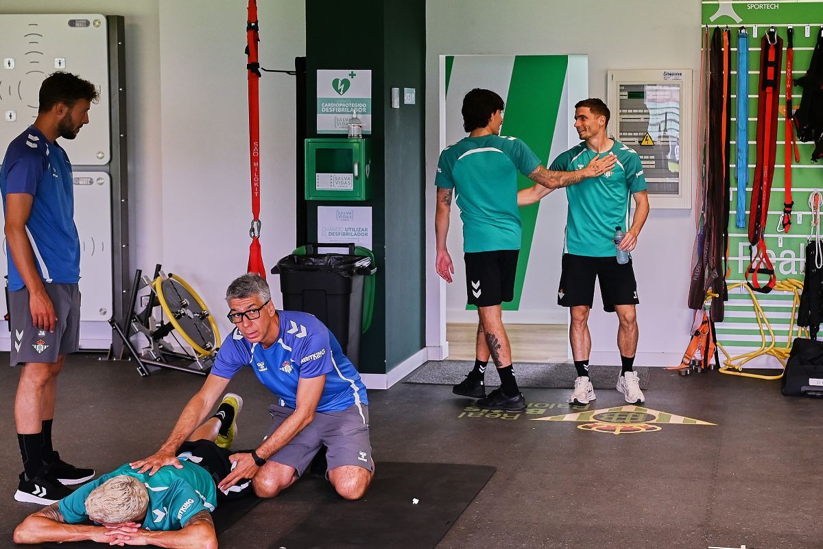 El Real Betis inicia los reconocimientos médicos de la pretemporada 2025-26 | Salvador López Medina para El MIRA