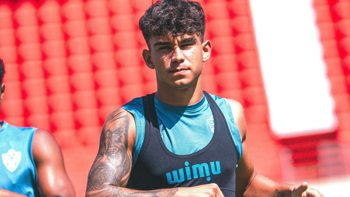 Marcos Peña durante un entrenamiento con la UD Almería | UDA