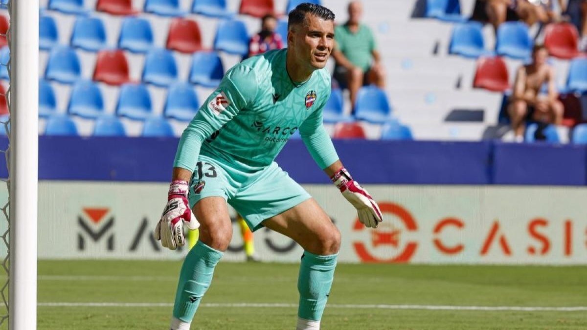 Andrés Fernández durante un partido con el Levante UD | LaLiga