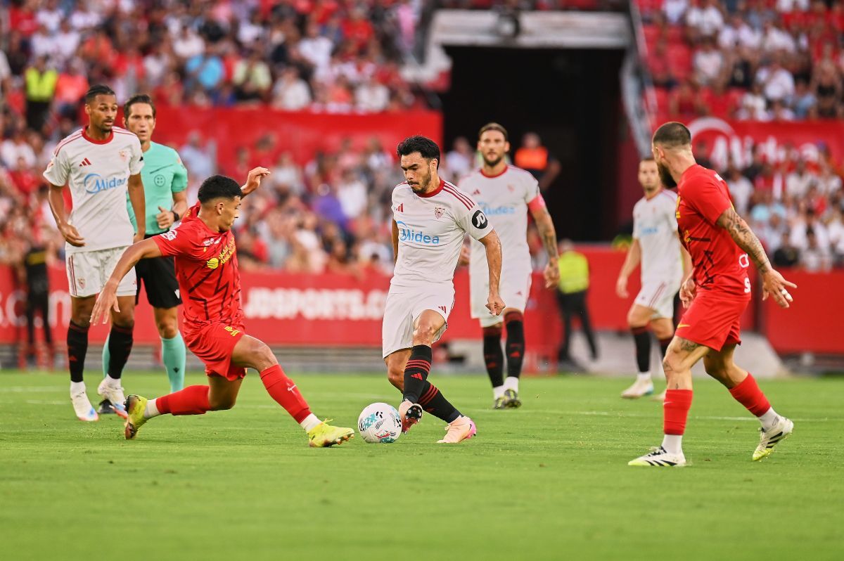 Gabriel Suazo en el Sevilla FC - Al Qadsiah FC | Salvador López Medina para El MIRA