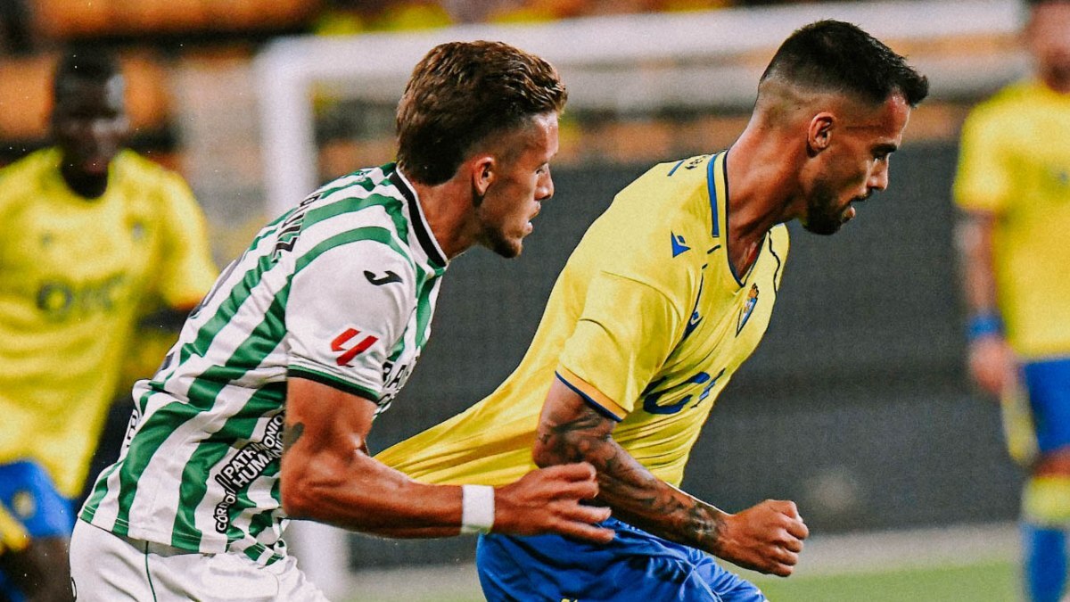 Isma Ruiz y Suso Fernández en el Cádiz CF - Córdoba CF de pretemporada | CCF