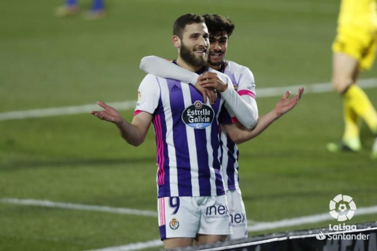 Shon Weissman celebra un gol anotado durante su etapa en el Real Valladolid | LaLiga